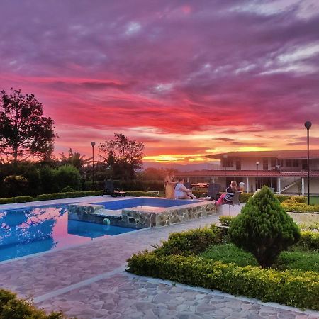 Finca Hotel Heron Quimbaya Luaran gambar